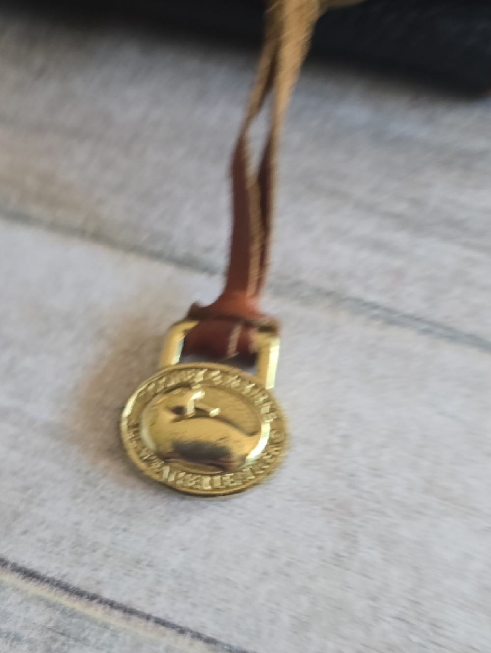 Vintage DOONEY AND BOURKE Black and Brown Leather Crossbody Bag - Picture 3 of 12